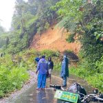 Akses Ruteng–Iteng Putus, Longsor Tutupi Jalan di Dekat Jembatan Wae Mantar II IMG-20260518-WA0069