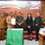 Sidang Paripurna DPRD Manggarai Tetapkan Dua Perda Strategis Daerah